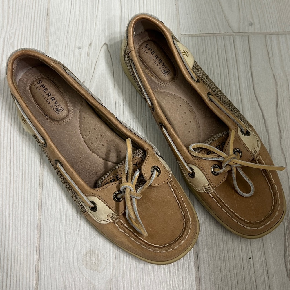 Sperry topsider shoes
